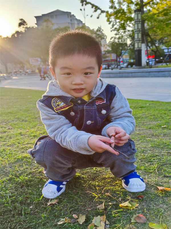 李言蹊 已编辑.jpg