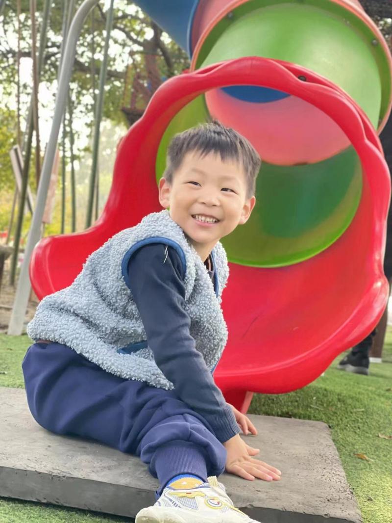中四班：徐铭熙.jpg