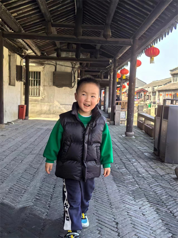 小二班杨明一.jpg