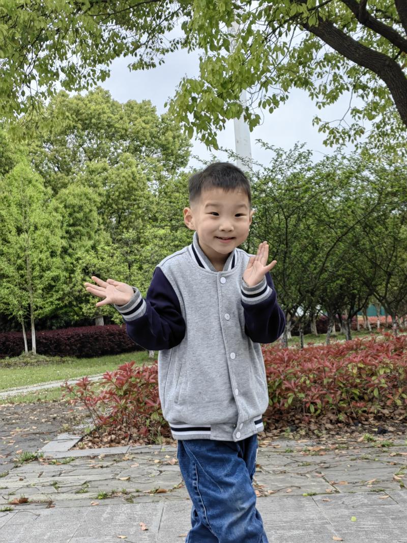 邵晨逸.jpg