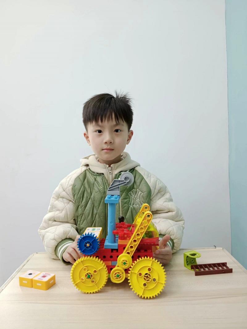 吴宇辰.jpg