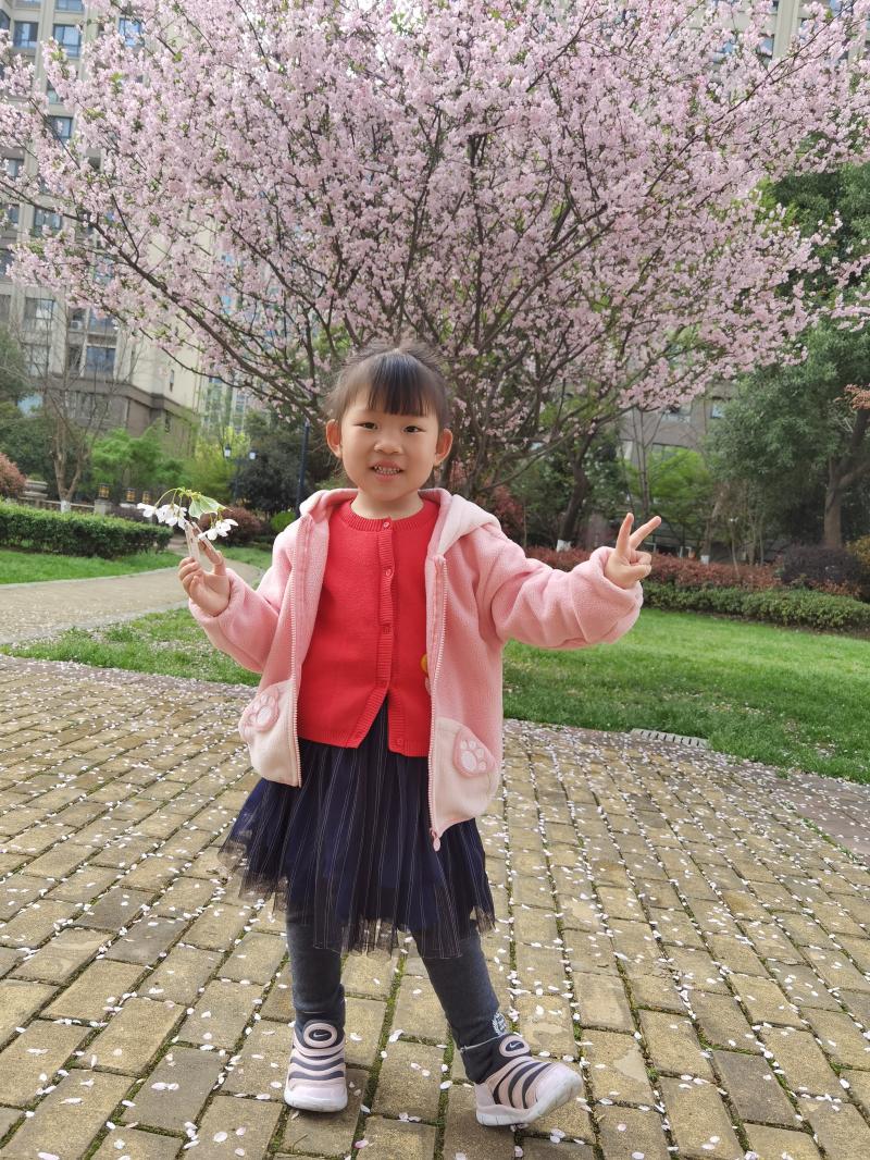 小二班 李童言.jpg