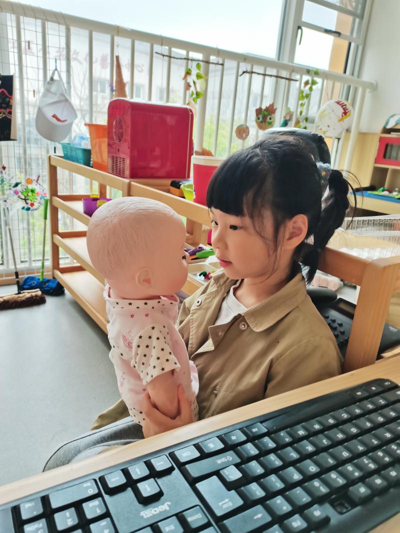 钮昕程.jpg