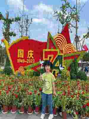 小四班：张奕嘉（编辑后）.jpg
