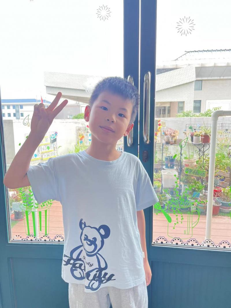 吕潘耀.jpg