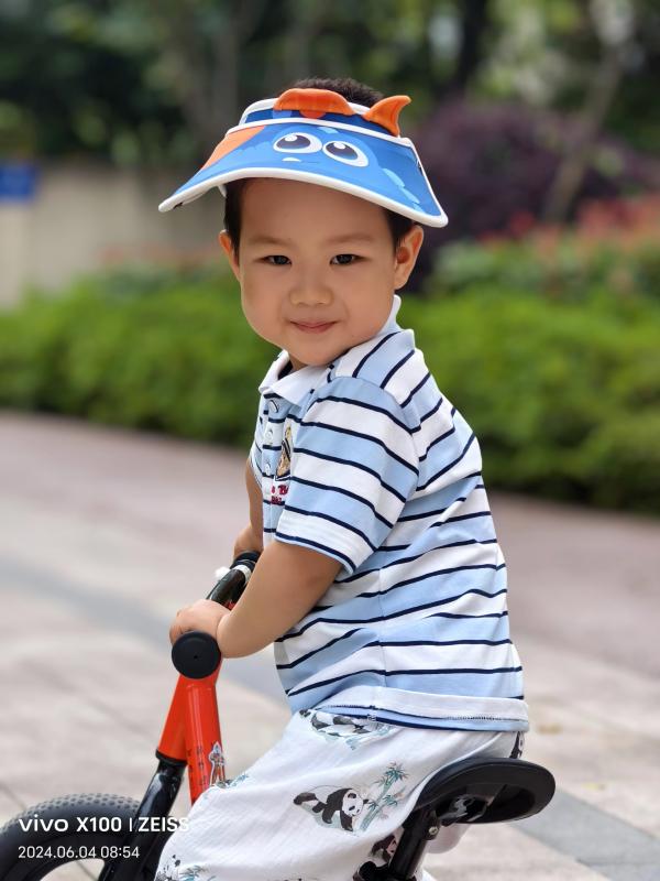 小一班：王稼元（编辑后） .jpg