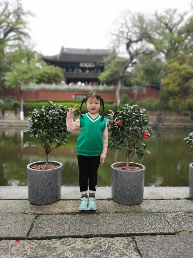 杨佳柠.JPG