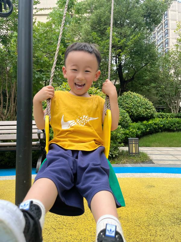 中四班夏辰宇（编辑后）.jpg
