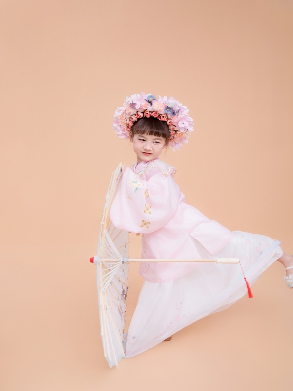 大四班：沈梓妍（编辑后）.jpg