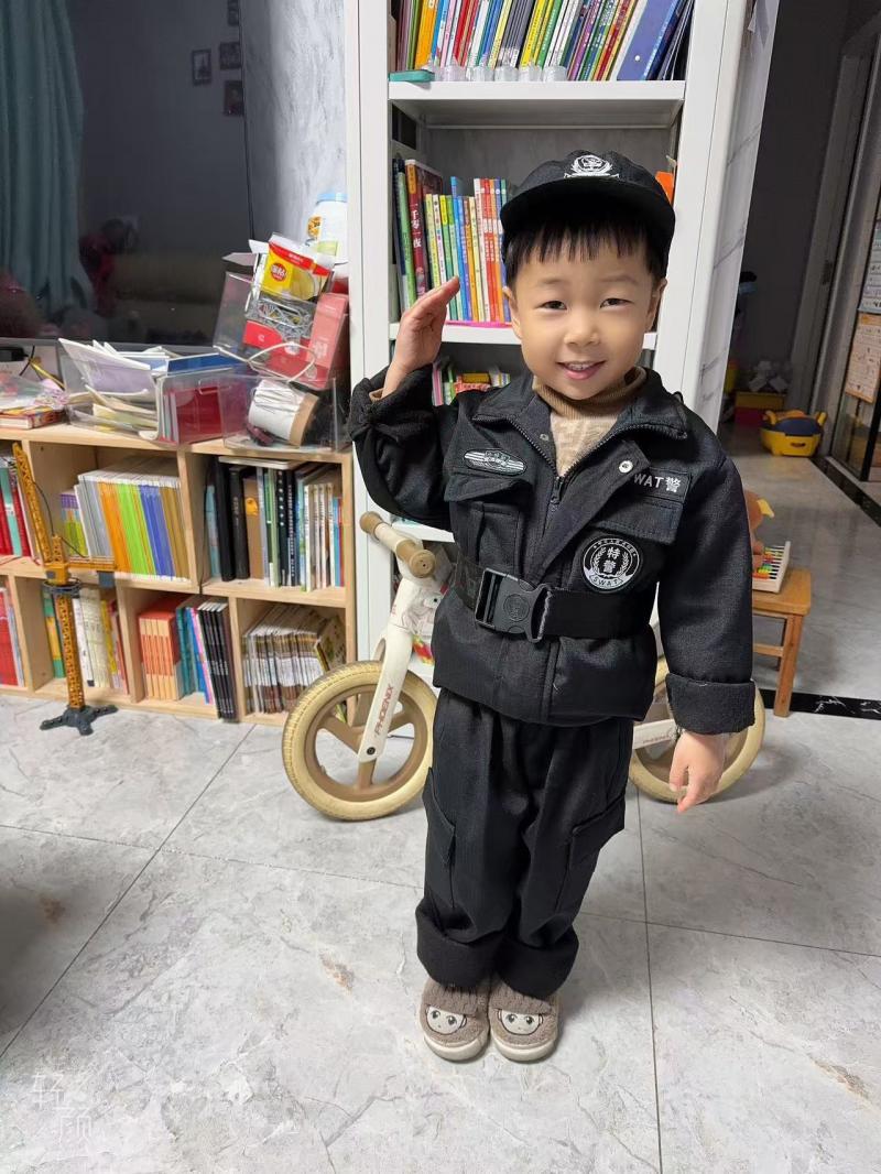 小六班 张承逸.jpg