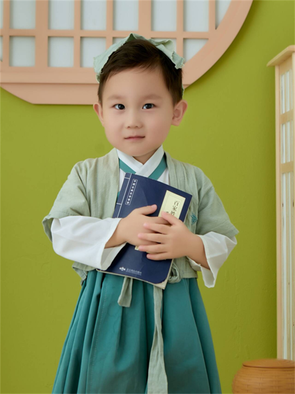 小四班盛俊劼.png