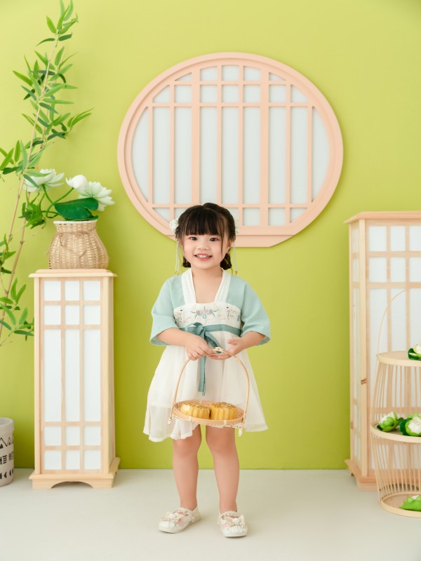 小一班：徐若伊（编辑后）.jpg
