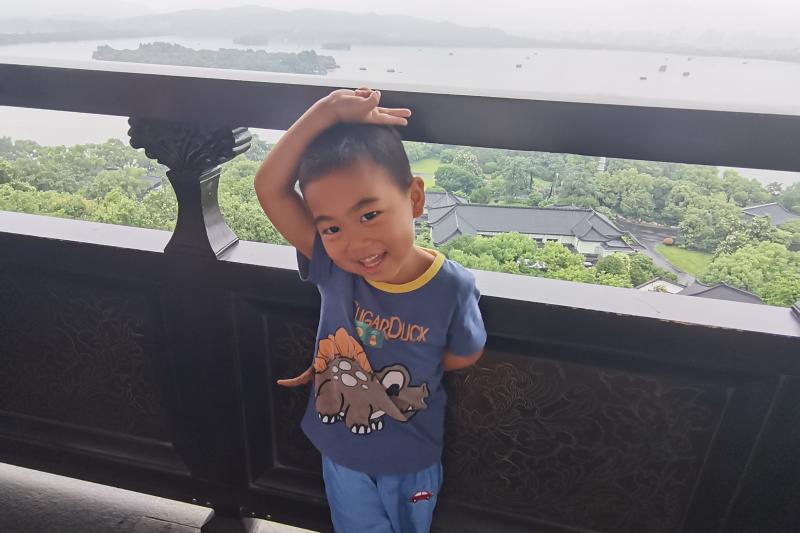 大三班陆博浩.jpg